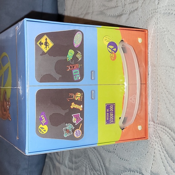 Scooby Doo DVD Complete 3 season set in Mystery Machine Box - Picture 3 of 4